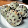 Mint Chocolate Chip Protein Balls